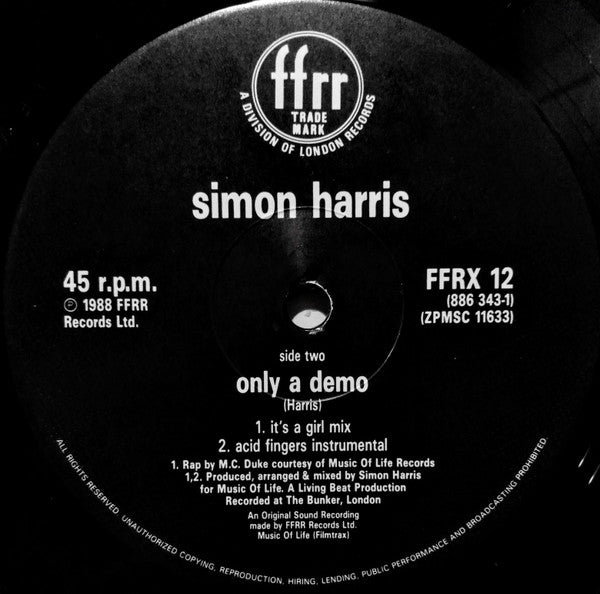 Simon Harris : Here Comes That Sound (12")