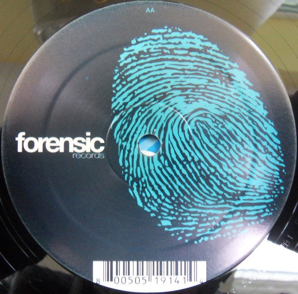 Little Green Men Featuring Eliza* : Through With You (12")