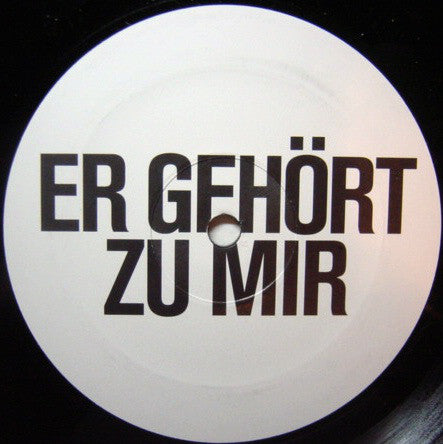 Anonyme Plattendreher : Er Gehört Zu Mir (12")