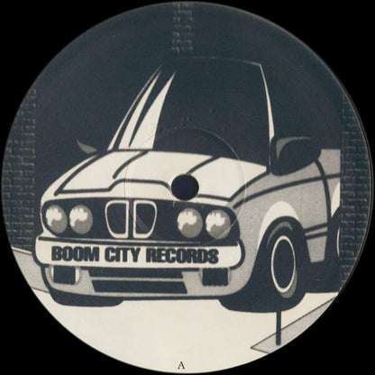 Underground Distortion : Everythin' Is Large (12")