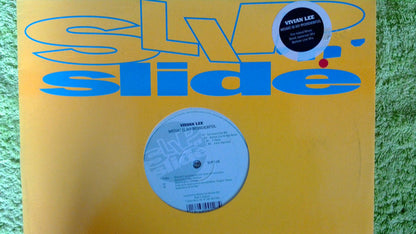 Vivian Lee : Music Is So Wonderful (12")